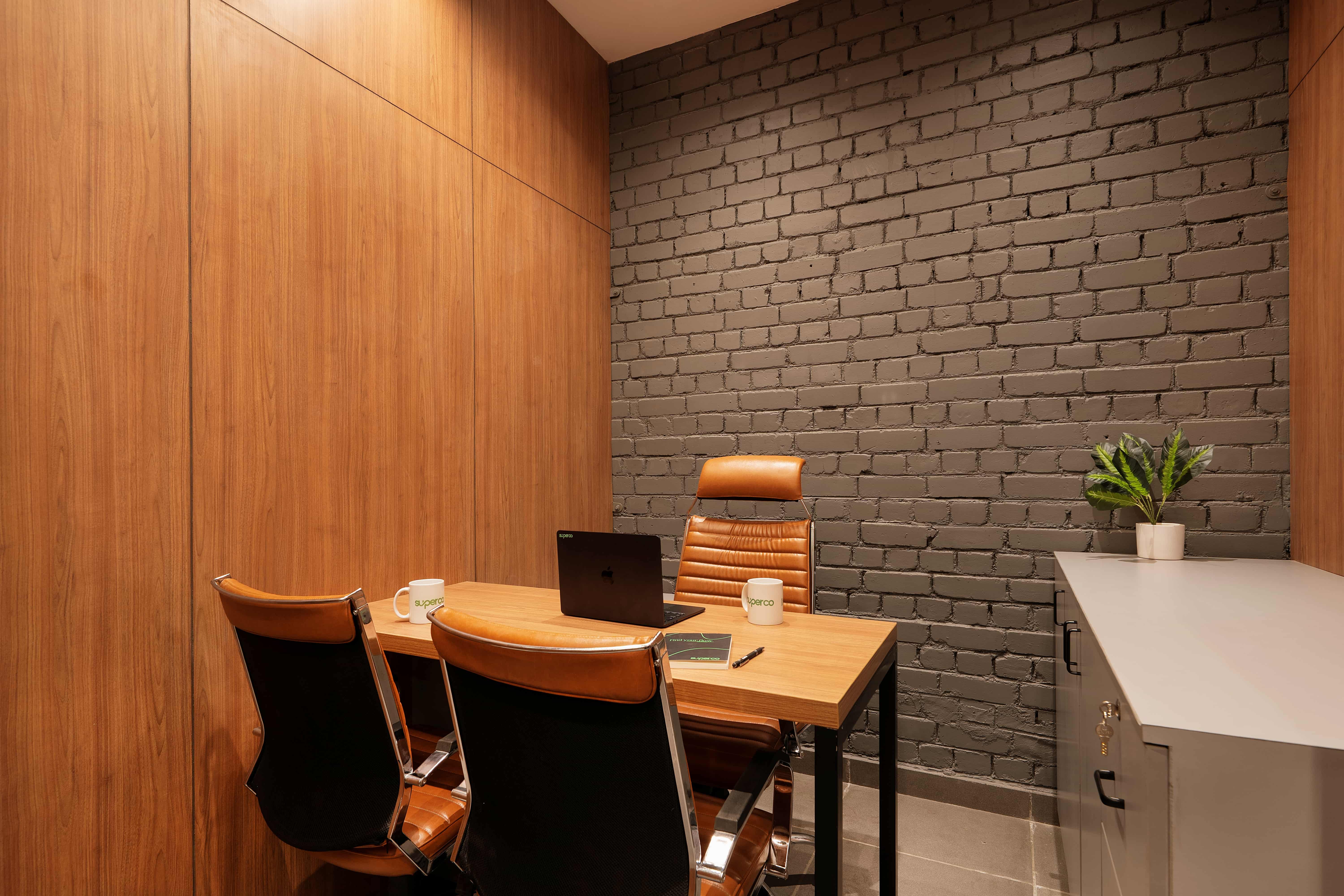 Single-seater Private Office